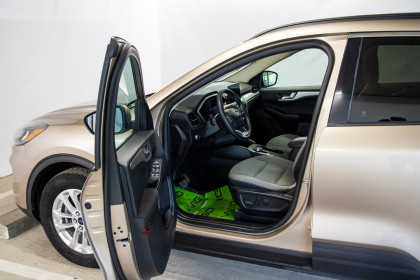 Продажа Ford Escape IV 1.5 AT (180 л.с.) 2020 Коричневый в Автодом