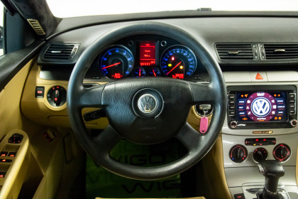 Продажа Volkswagen Passat B6 2.0 AT (200 л.с.) 2005 Черный в Автодом