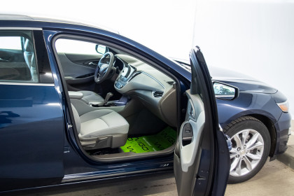 Продажа Chevrolet Malibu IX Рестайлинг 1.5 CVT (160 л.с.) 2019 Синий в Автодом