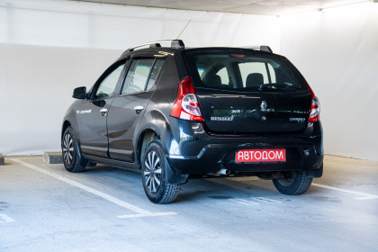 Продажа Renault Sandero I 1.4 MT (75 л.с.) 2013 Черный в Автодом
