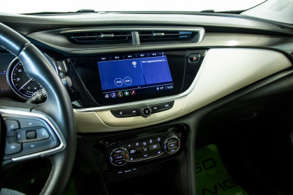 Продажа Buick Encore GX I 1.3 CVT (165 л.с.) 2020 Белый в Автодом
