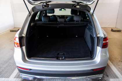 Продажа Mercedes-Benz GLC I (X253) 250 d 2.1 AT (204 л.с.) 2018 Серебристый в Автодом
