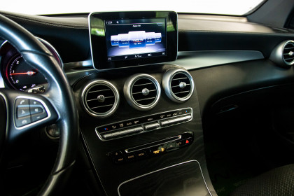 Продажа Mercedes-Benz GLC I (X253) 250 d 2.1 AT (204 л.с.) 2018 Серебристый в Автодом