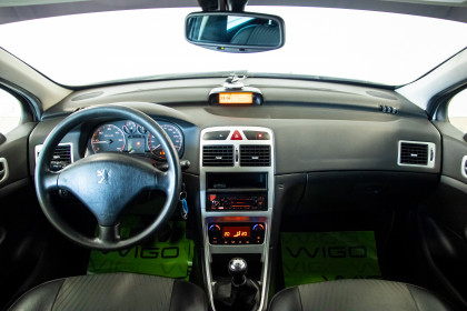 Продажа Peugeot 307 I Рестайлинг 1.6 MT (109 л.с.) 2005 Серебристый в Автодом