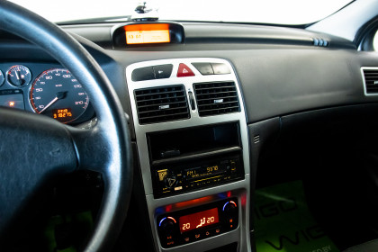 Продажа Peugeot 307 I Рестайлинг 1.6 MT (109 л.с.) 2005 Серебристый в Автодом