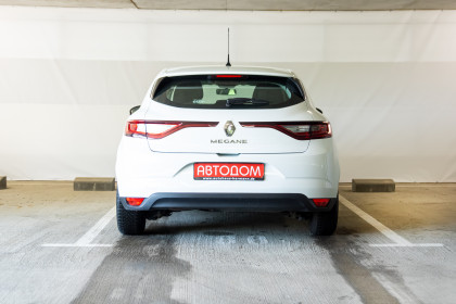 Продажа Renault Megane IV 1.2 MT (100 л.с.) 2017 Белый в Автодом