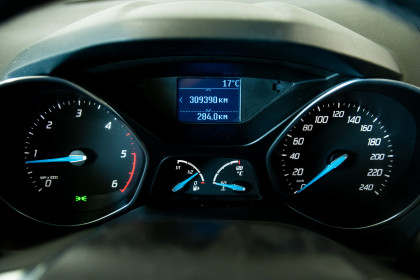 Продажа Ford C-MAX I Рестайлинг 1.6 MT (109 л.с.) 2010 Серебристый в Автодом