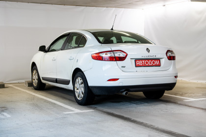 Продажа Renault Fluence I Рестайлинг 1.6 MT (106 л.с.) 2014 Белый в Автодом