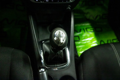 Продажа Renault Fluence I Рестайлинг 1.6 MT (106 л.с.) 2014 Белый в Автодом