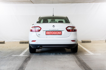 Продажа Renault Fluence I Рестайлинг 1.6 MT (106 л.с.) 2014 Белый в Автодом