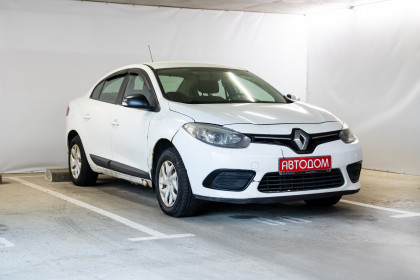 Продажа Renault Fluence I Рестайлинг 1.6 MT (106 л.с.) 2014 Белый в Автодом