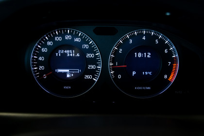 Продажа Volvo XC60 I 2.0 AMT (203 л.с.) 2010 Черный в Автодом