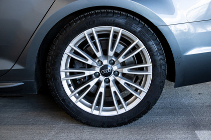 Продажа Audi A4 V (B9) 2.0 AMT (252 л.с.) 2016 Серый в Автодом