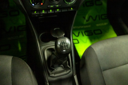 Продажа Skoda Rapid I 1.6 MT (110 л.с.) 2015 Серый в Автодом