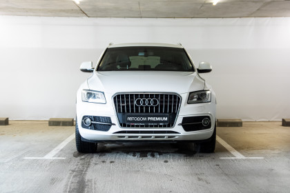 Продажа Audi Q5 I (8R) Рестайлинг 2.0 AT (225 л.с.) 2015 Белый в Автодом