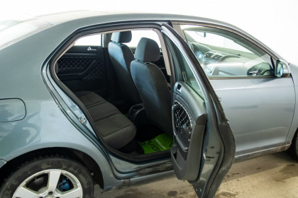 Продажа Volkswagen Jetta V 1.6 MT (102 л.с.) 2007 Серый в Автодом