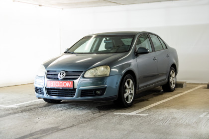 Продажа Volkswagen Jetta V 1.6 MT (102 л.с.) 2007 Серый в Автодом