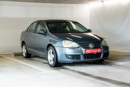 Продажа Volkswagen Jetta V 1.6 MT (102 л.с.) 2007 Серый в Автодом