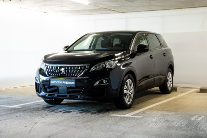 Продажа Peugeot 5008 II 1.5 AT (130 л.с.) 2020 Черный в Автодом
