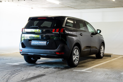 Продажа Peugeot 5008 II 1.5 AT (130 л.с.) 2020 Черный в Автодом