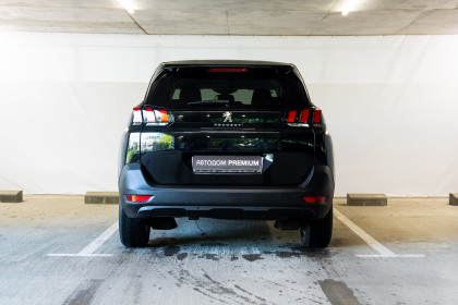 Продажа Peugeot 5008 II 1.5 AT (130 л.с.) 2020 Черный в Автодом