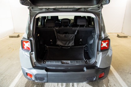 Продажа Jeep Renegade I Рестайлинг 1.3 AT (180 л.с.) 2022 Серый в Автодом