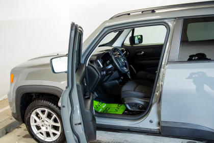 Продажа Jeep Renegade I Рестайлинг 1.3 AT (180 л.с.) 2022 Серый в Автодом