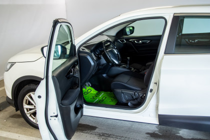 Продажа Nissan Qashqai II 1.2 MT (115 л.с.) 2015 Белый в Автодом