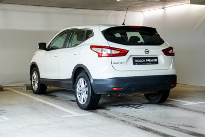 Продажа Nissan Qashqai II 1.2 MT (115 л.с.) 2015 Белый в Автодом