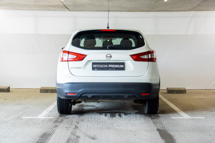Продажа Nissan Qashqai II 1.2 MT (115 л.с.) 2015 Белый в Автодом