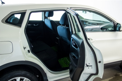Продажа Nissan Qashqai II 1.2 MT (115 л.с.) 2015 Белый в Автодом