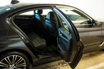 Продажа BMW 5 серии VII (G30/G31) 540i xDrive 3.0 AT (340 л.с.) 2018 Серый в Автодом