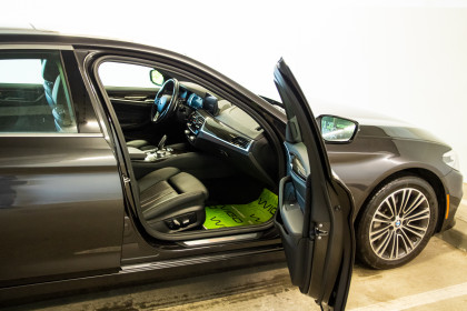 Продажа BMW 5 серии VII (G30/G31) 540i xDrive 3.0 AT (340 л.с.) 2018 Серый в Автодом