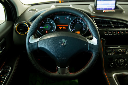 Продажа Peugeot 3008 I 1.6 MT (112 л.с.) 2010 Черный в Автодом