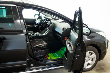 Продажа Peugeot 3008 I 1.6 MT (112 л.с.) 2010 Черный в Автодом