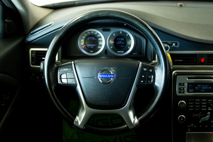 Продажа Volvo V70 III 1.6 MT (109 л.с.) 2010 Серебристый в Автодом