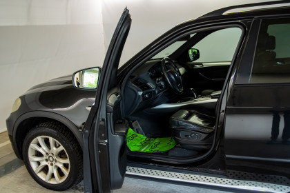 Продажа BMW X5 II (E70) 30d 3.0 AT (235 л.с.) 2009 Черный в Автодом