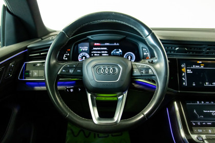 Продажа Audi Q8 I (4M) 55 TFSI 3.0 AT (340 л.с.) 2021 Черный в Автодом