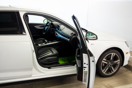 Продажа Audi A4 V (B9) 2.0 AMT (249 л.с.) 2016 Белый в Автодом