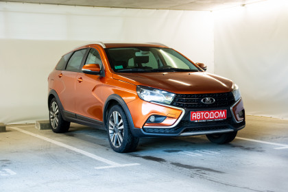 Продажа Lada (ВАЗ) Vesta I SW Cross 1.8 AMT (122 л.с.) 2018 Оранжевый в Автодом