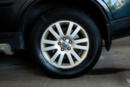 Продажа Volvo XC90 I Рестайлинг 2.4 AT (185 л.с.) 2008 Серый в Автодом