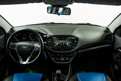 Продажа Lada (ВАЗ) Vesta I SW Cross 1.8 MT (122 л.с.) 2018 Синий в Автодом