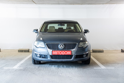 Продажа Volkswagen Passat B6 2.0 MT (140 л.с.) 2005 Серый в Автодом