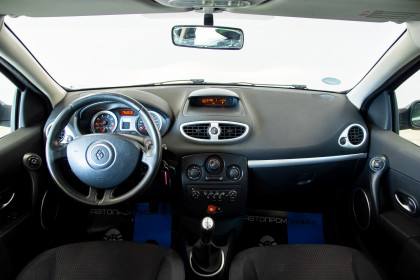 Продажа Renault Clio III 1.6 MT (88 л.с.) 2006 Серый в Автодом