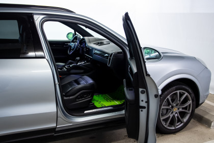 Продажа Porsche Cayenne III S 2.9 AT (440 л.с.) 2022 Серый в Автодом