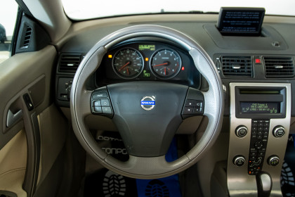 Продажа Volvo C70 II 2.5 AT (220 л.с.) 2006 Серый в Автодом