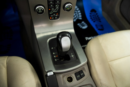 Продажа Volvo C70 II 2.5 AT (220 л.с.) 2006 Серый в Автодом