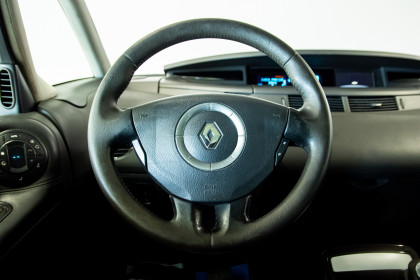 Продажа Renault Espace IV Рестайлинг 2.0 AT (150 л.с.) 2011 Серый в Автодом