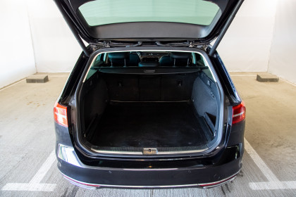 Продажа Volkswagen Passat B8 DSG6 2.0 AMT (190 л.с.) 2018 Черный в Автодом