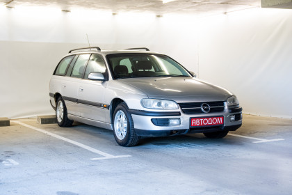 Продажа Opel Omega B 2.0 AT (136 л.с.) 1997 Серебристый в Автодом
